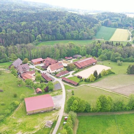 Bio Hofgut Wiggenweiler Appartement Bermatingen Buitenkant foto